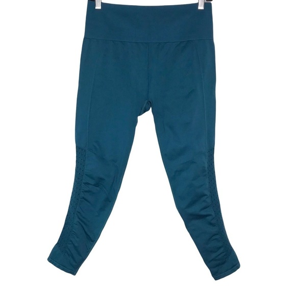 Fabletics Sync High Waisted Perforated 7/8 Teal Leggings Blue Green Medium - Picture 2 of 9